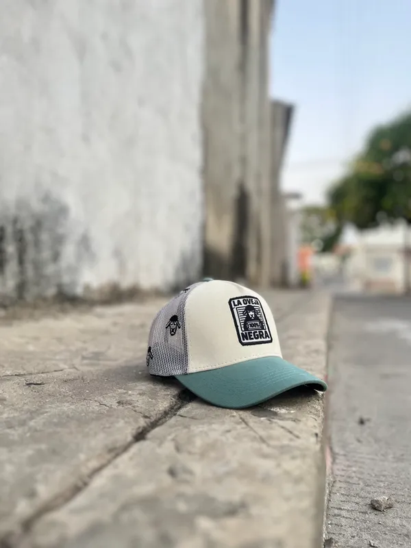 Gorra · Oveja, Camioneras