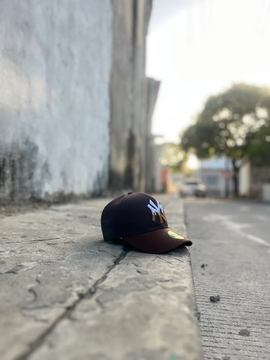 Gorra · NY marrón