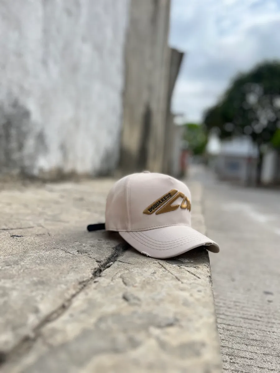 Gorra · Beige