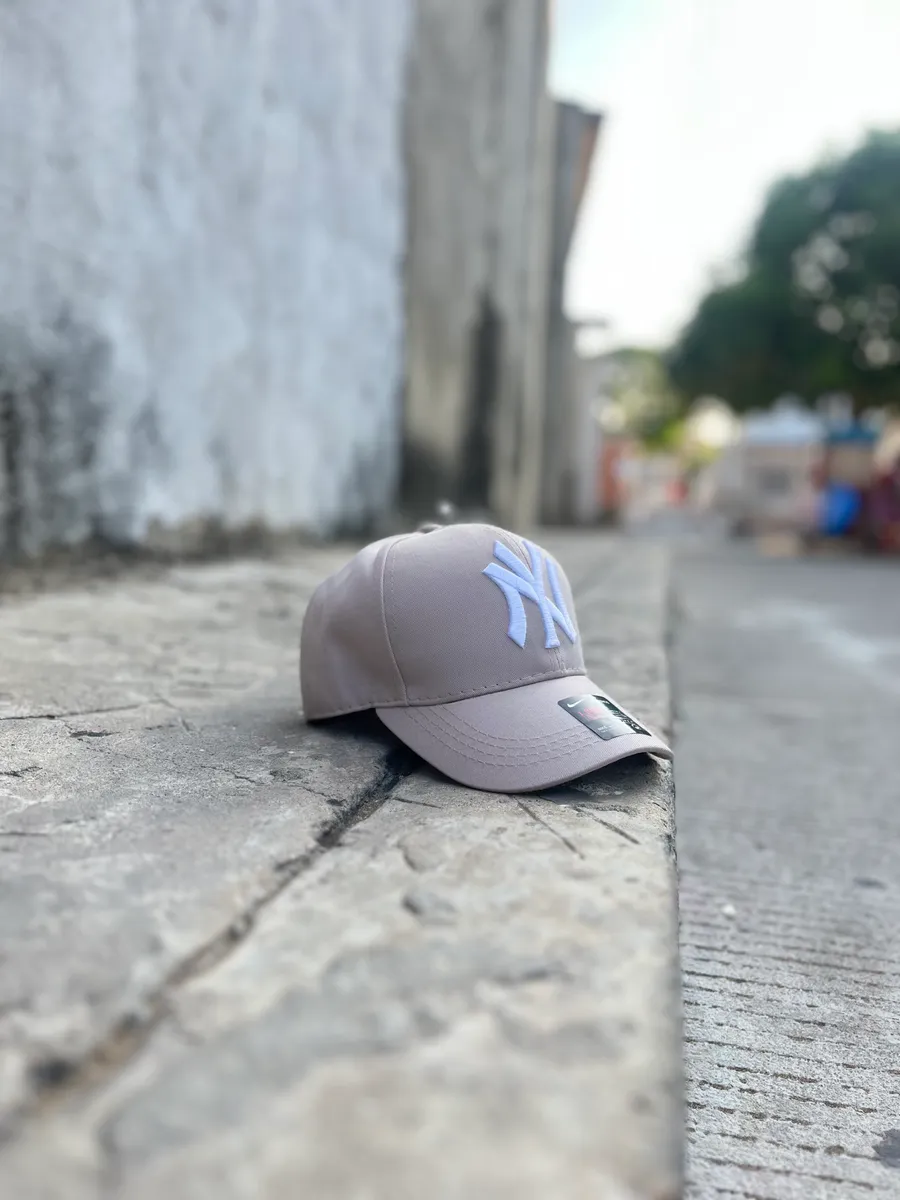 Gorra · NY