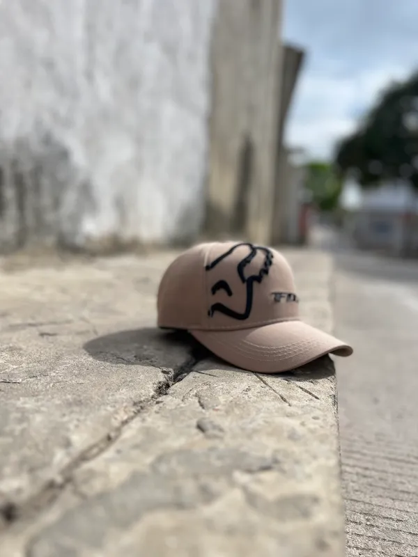 Gorra · Beige, Multimarca